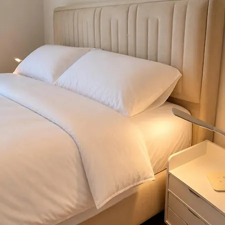 Rose Nest Airport - Self Check-in - Free Parking Apartment Sarajevo